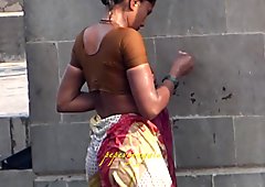 Indian desi women bathing at ghats